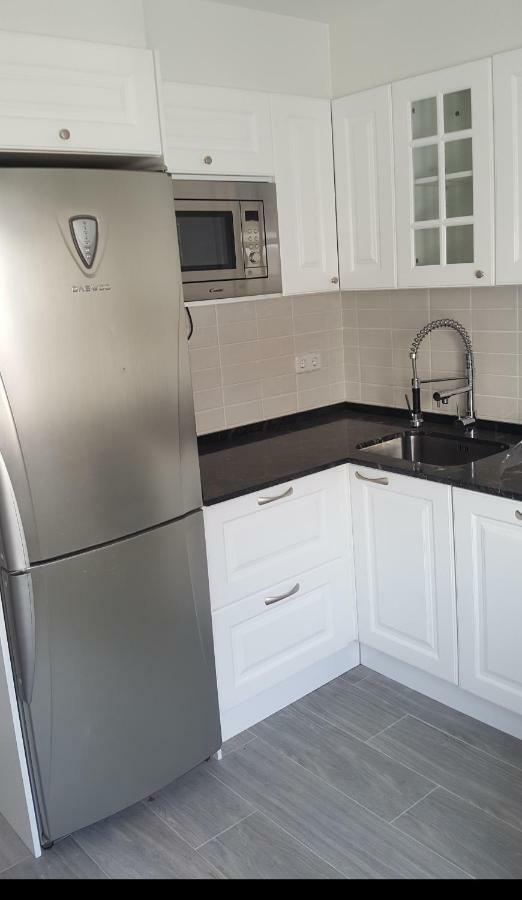 Apartament Marina Port กัมบริลส์ ภายนอก รูปภาพ