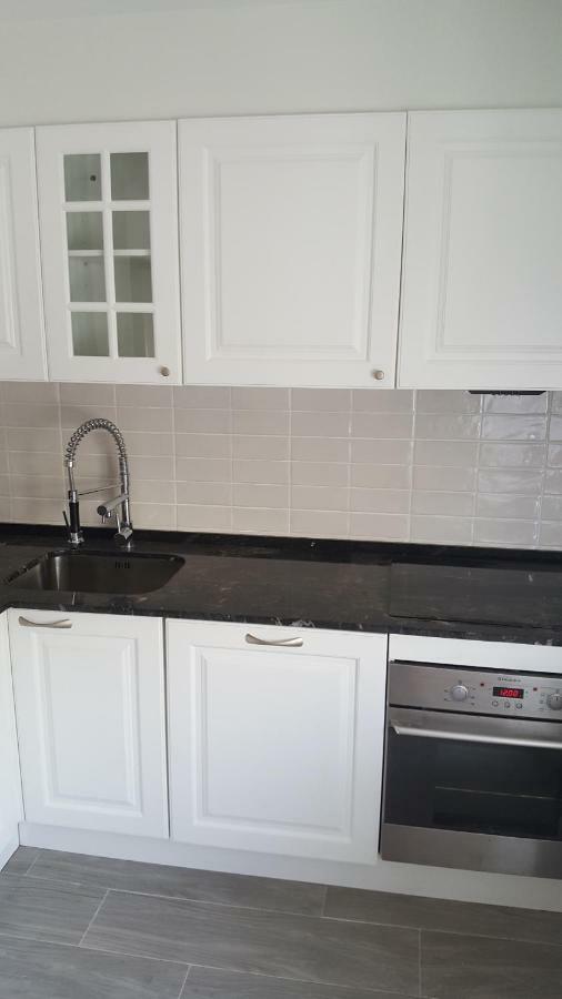 Apartament Marina Port กัมบริลส์ ภายนอก รูปภาพ